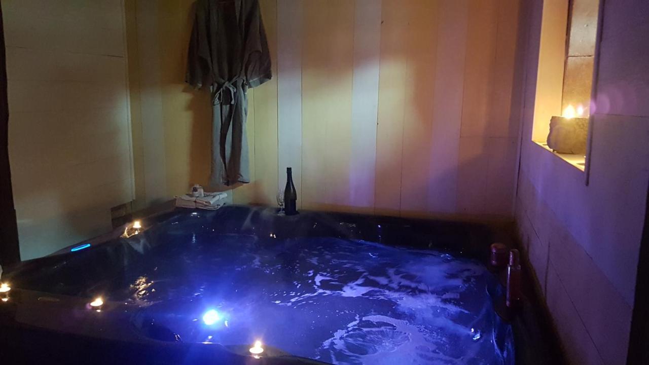 Gite Du Moulin De Barutel Mamers,Avec Spa Et Hammam Sur Reservation Payant エクステリア 写真